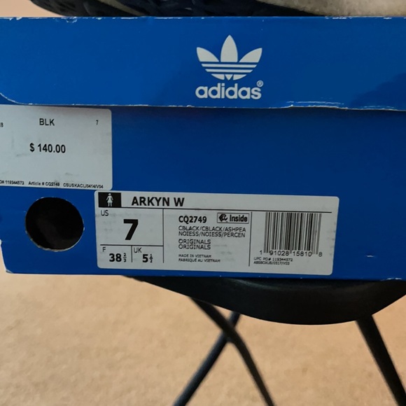 AKRYN W - Picture 2 of 4